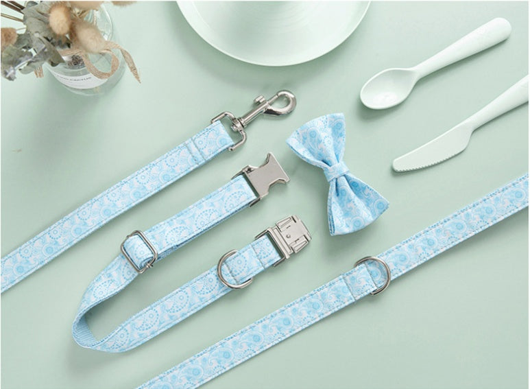 Paisley Pet Collar And Leash Set With Bow Decoration